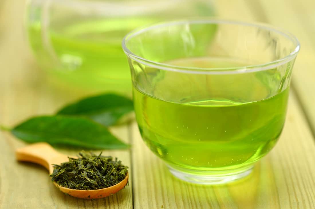 دهانشویه چای سبز