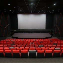 بهترین فیلم های سینمایی سال ۹۸ بهترین فیلم های سینمایی سال ۹۸