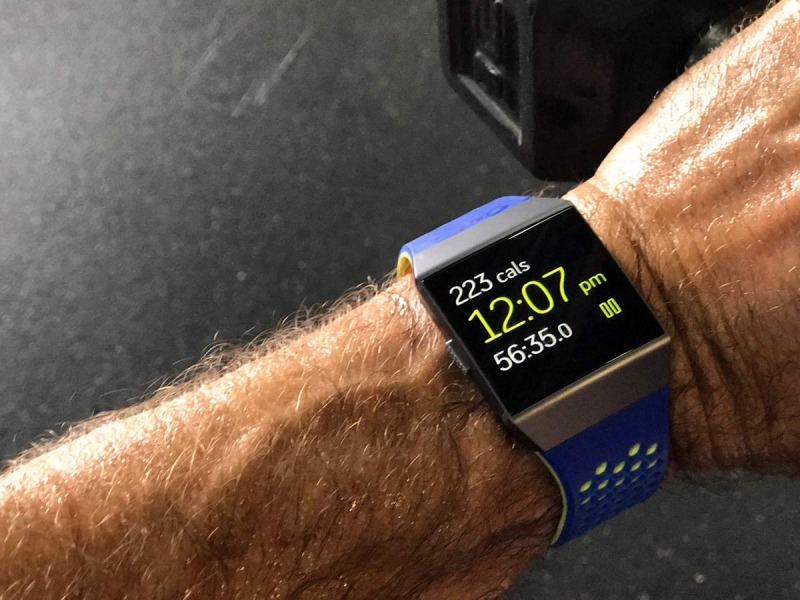 معرفی Fitbit یونیک 7