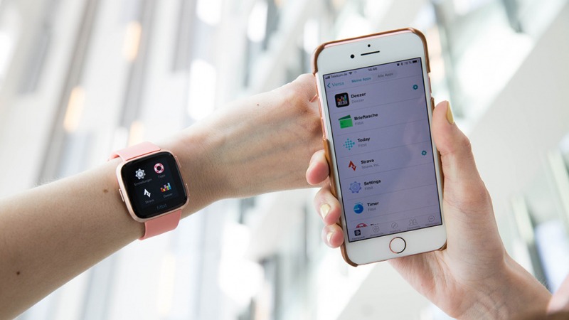 مچ بند هوشمند Fitbit Versa 12