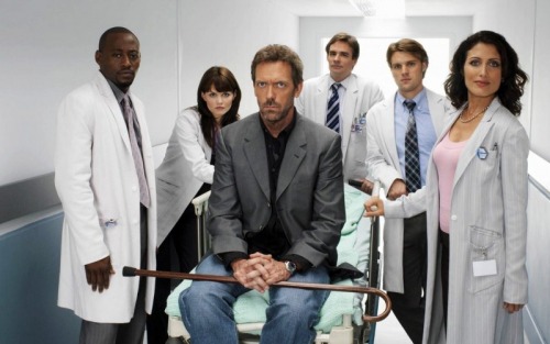دکتر هاوس دیک سریال درام پزشکی است که برنده جوایز زیادی شده است.