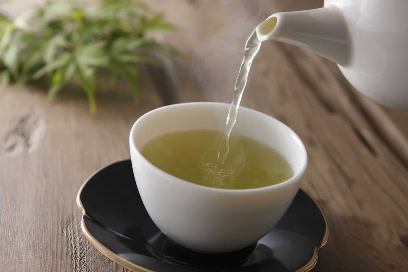 فواید نوشیدن چای سبز