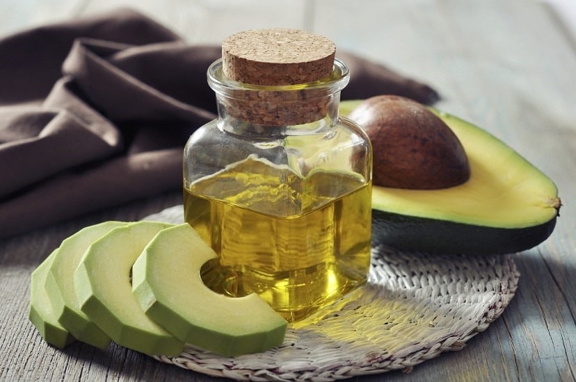 سلامت پوست با میوه و روغن آووکادو