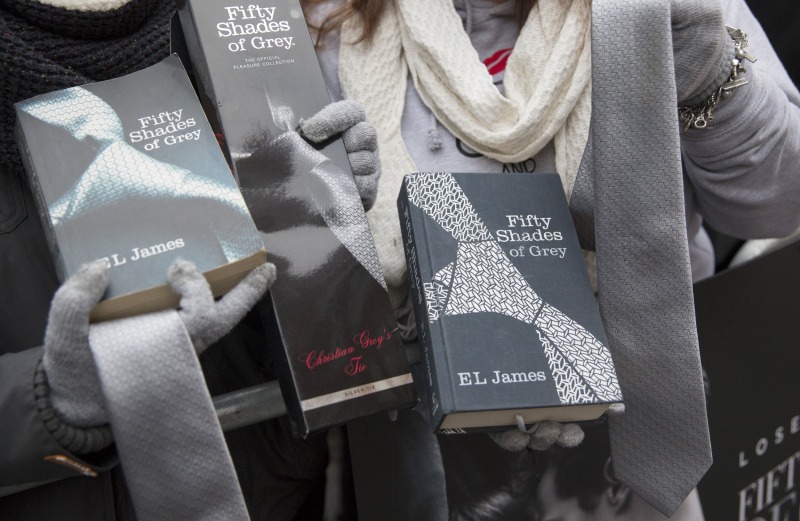 خرید کتاب انگلیسی پنجاه سایه خاکستری Fifty Shades of Grey